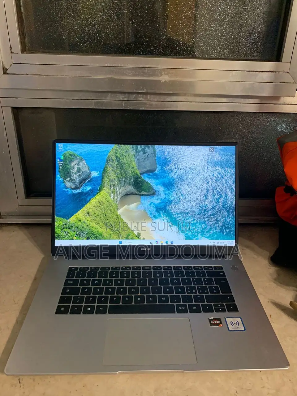Ordinateur portable HP 15 8GB Intel Core i7 HDD+SSD 256GB