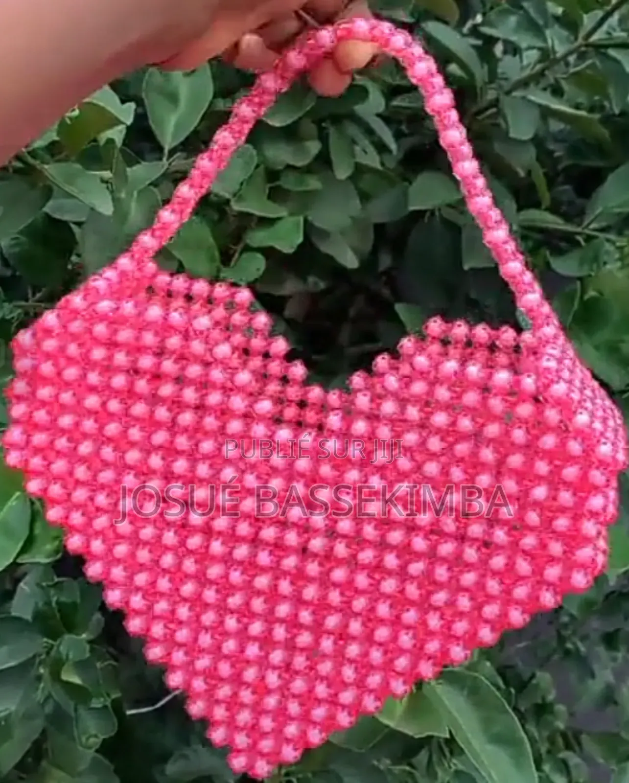 Sac en Perles Modèle Cœur