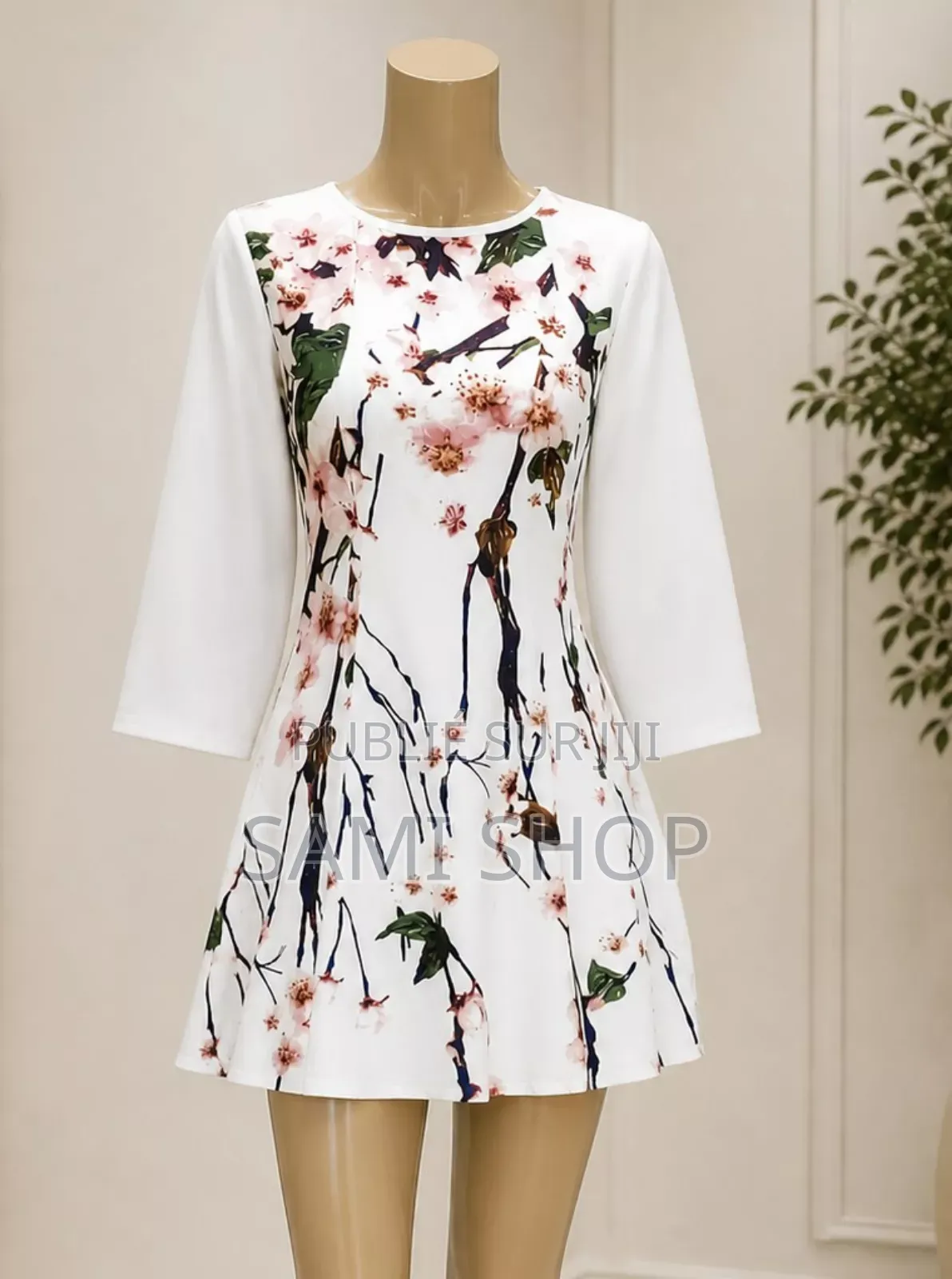 Robe Courte Florale (Style Et Élégance)