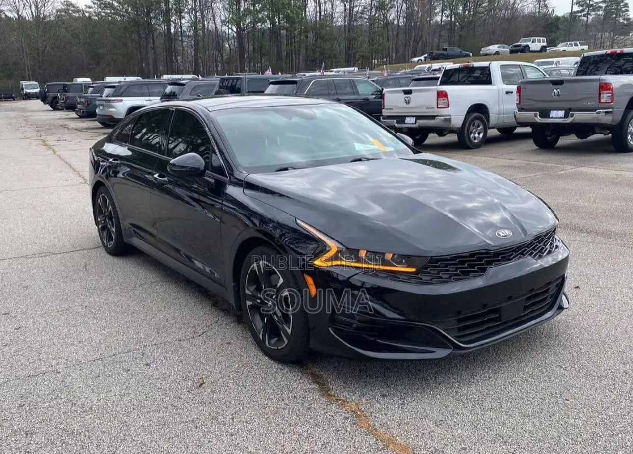Kia K5 2021 Noir