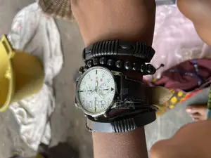 Promo Promo Pack Élégance Suprême : Montre Geneva + Bracelets (Style)