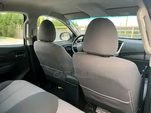 Toyota RAV4 2018 Bleu