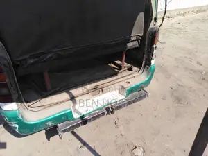 Toyota HiAce 2010 Vert
