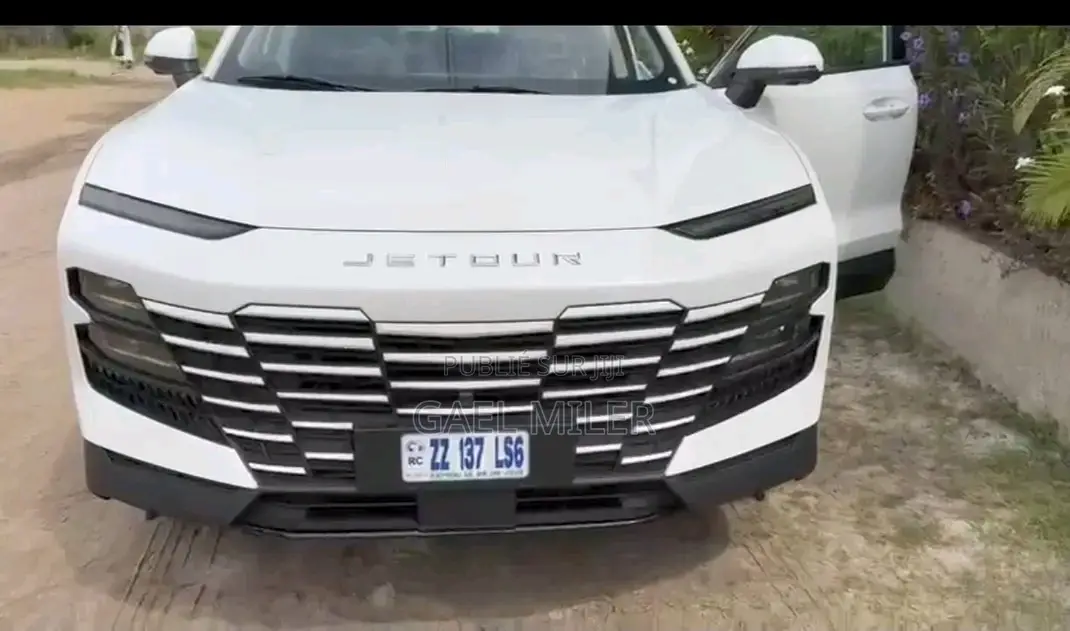 Jetour T1 2025 Blanc