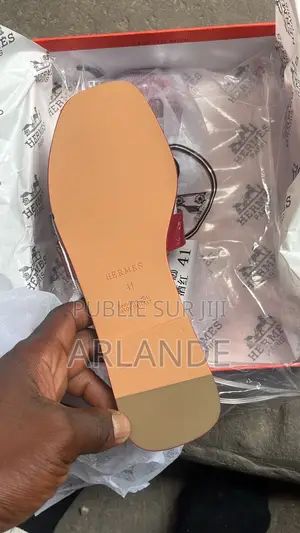 Sandales Hermès