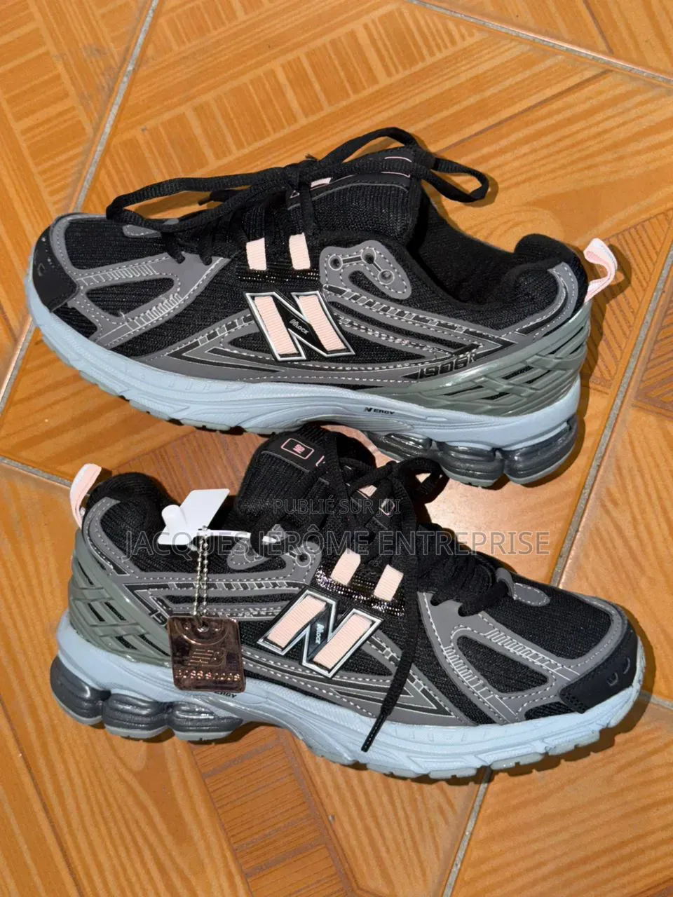 New Balance 1906