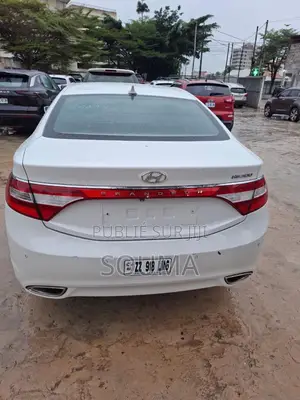 Hyundai H300 2014 Blanc