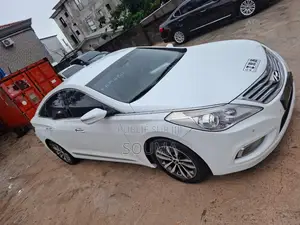 Hyundai H300 2014 Blanc