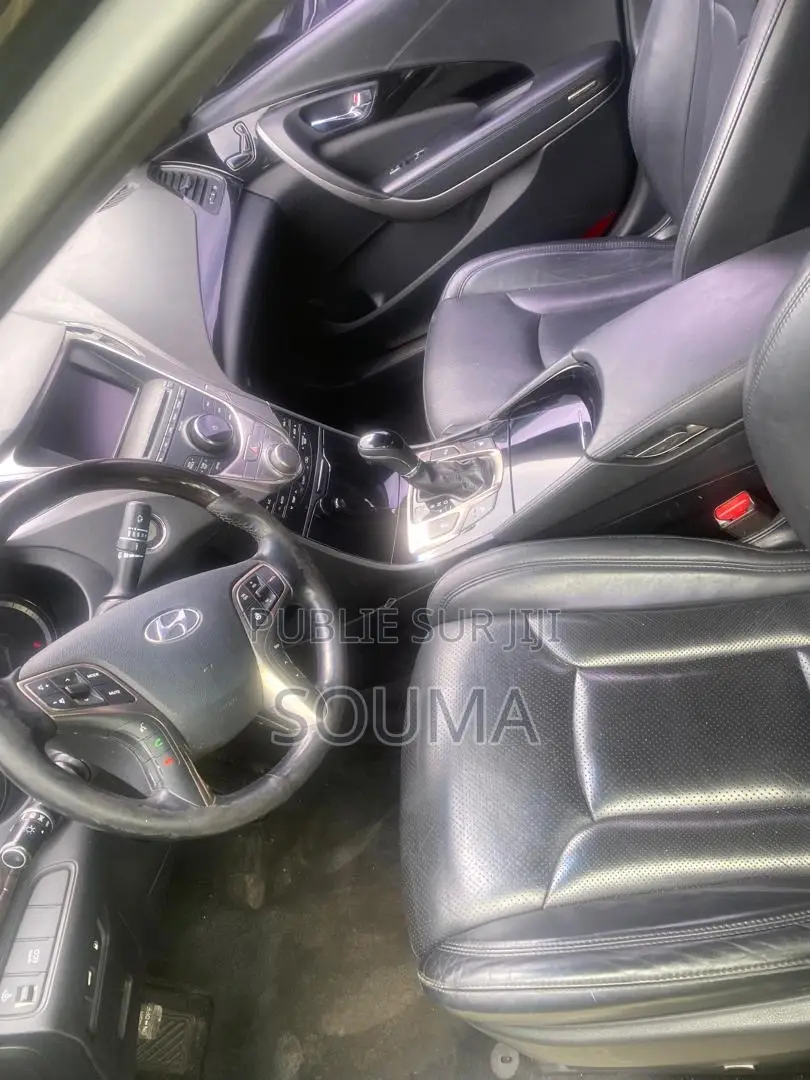 Hyundai H300 2014 Blanc