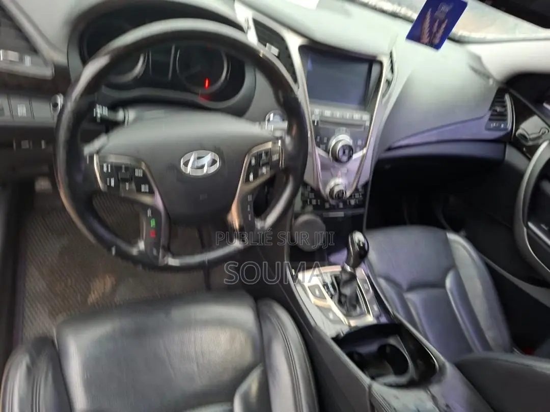 Hyundai H300 2014 Noir