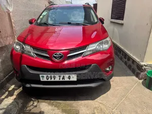 Toyota RAV4 2016 Rouge