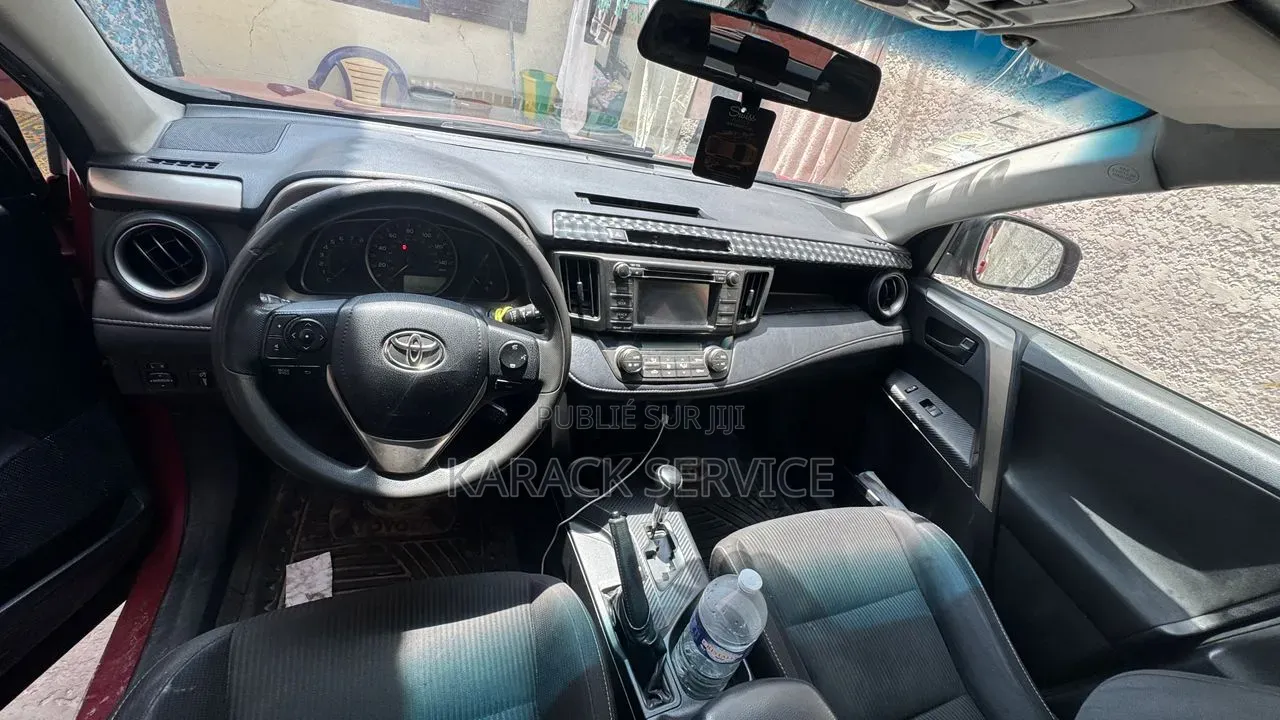Toyota RAV4 2016 Rouge