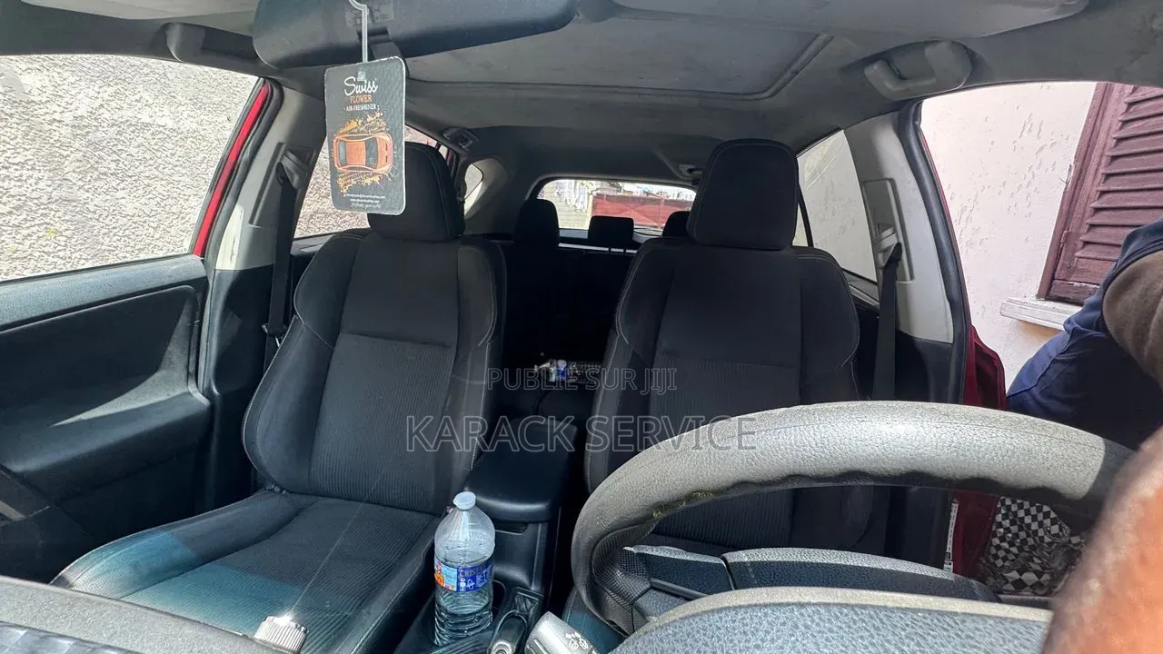 Toyota RAV4 2016 Rouge