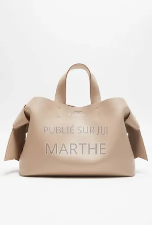 Sac Chic Et Four Tout