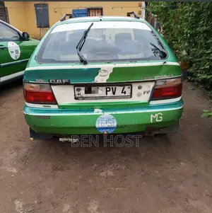 Toyota Corolla S 5-Speed 2013 Vert