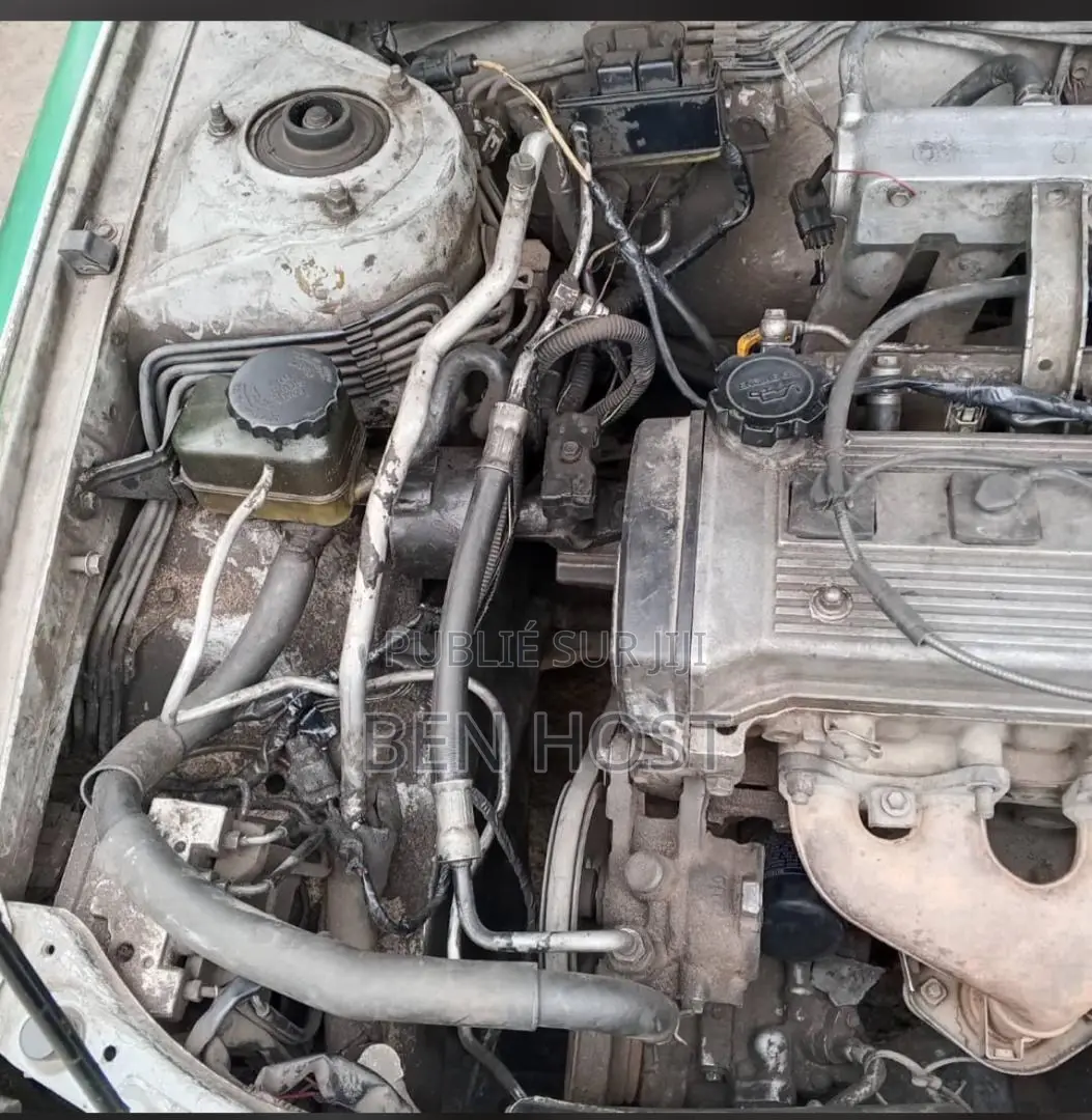 Toyota Corolla S 5-Speed 2013 Vert