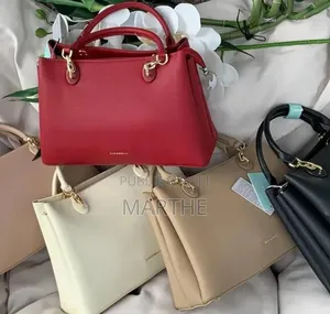 Collection Chrisbella en Cuir