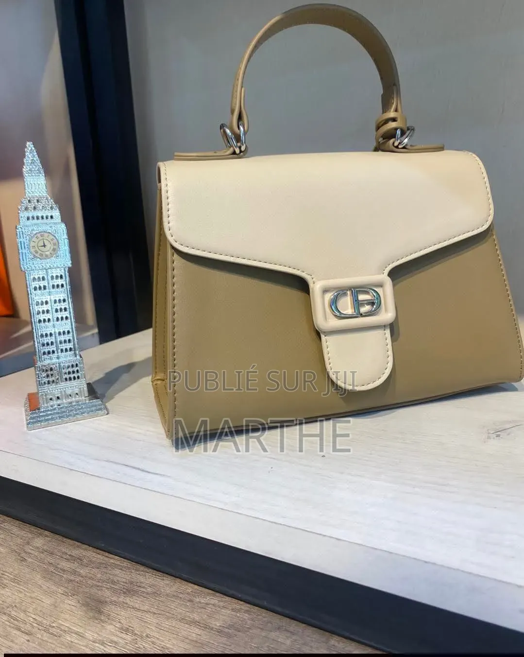 Collection Chrisbella en Cuir