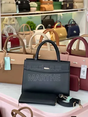 Collection Chrisbella en Cuir