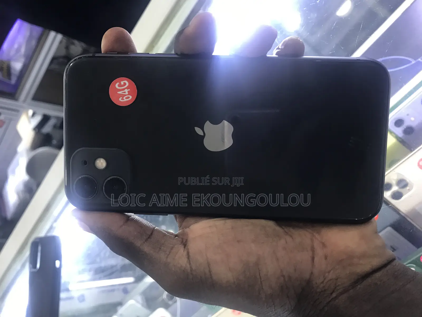 Nouveau Apple iPhone 11 64 GB Noir