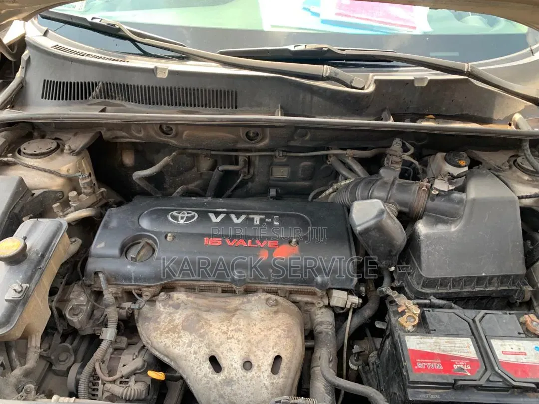 Toyota RAV4 2019 Jaune