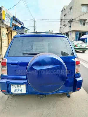 Toyota RAV4 Automatic 2000 Bleu