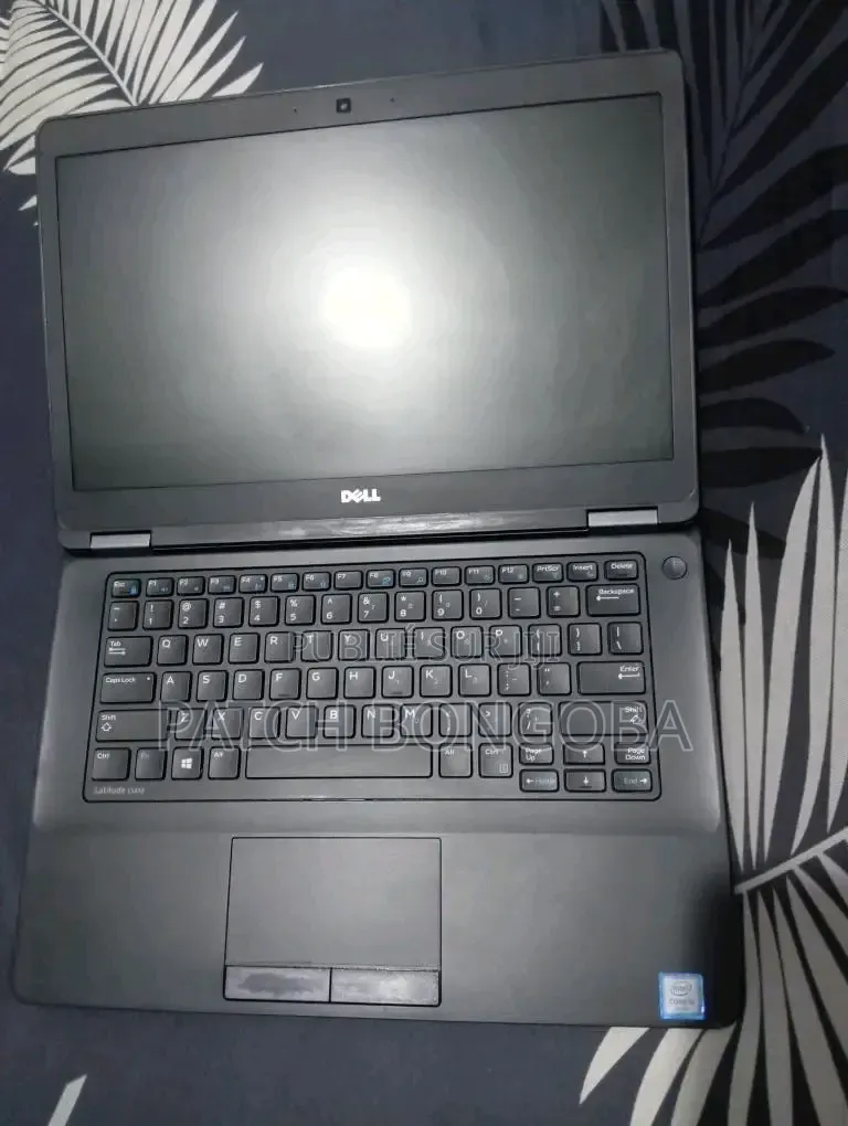 Ordinateur portable Dell Latitude 15 E5540 8GB Intel Core i5 SSD 256GB