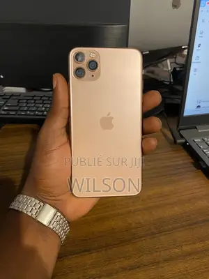 Apple iPhone 11 Pro Max 64 GB Doré
