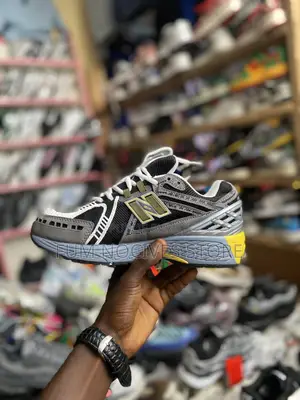 New Balance 1906r