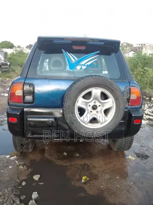 Toyota RAV4 2.0 D 2002 Bleu
