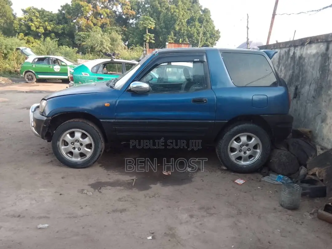 Toyota RAV4 2.0 D 2002 Bleu