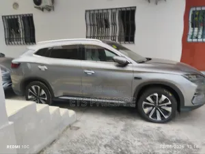 Nouveau BYD Song Plus DM-i 2025 Vert