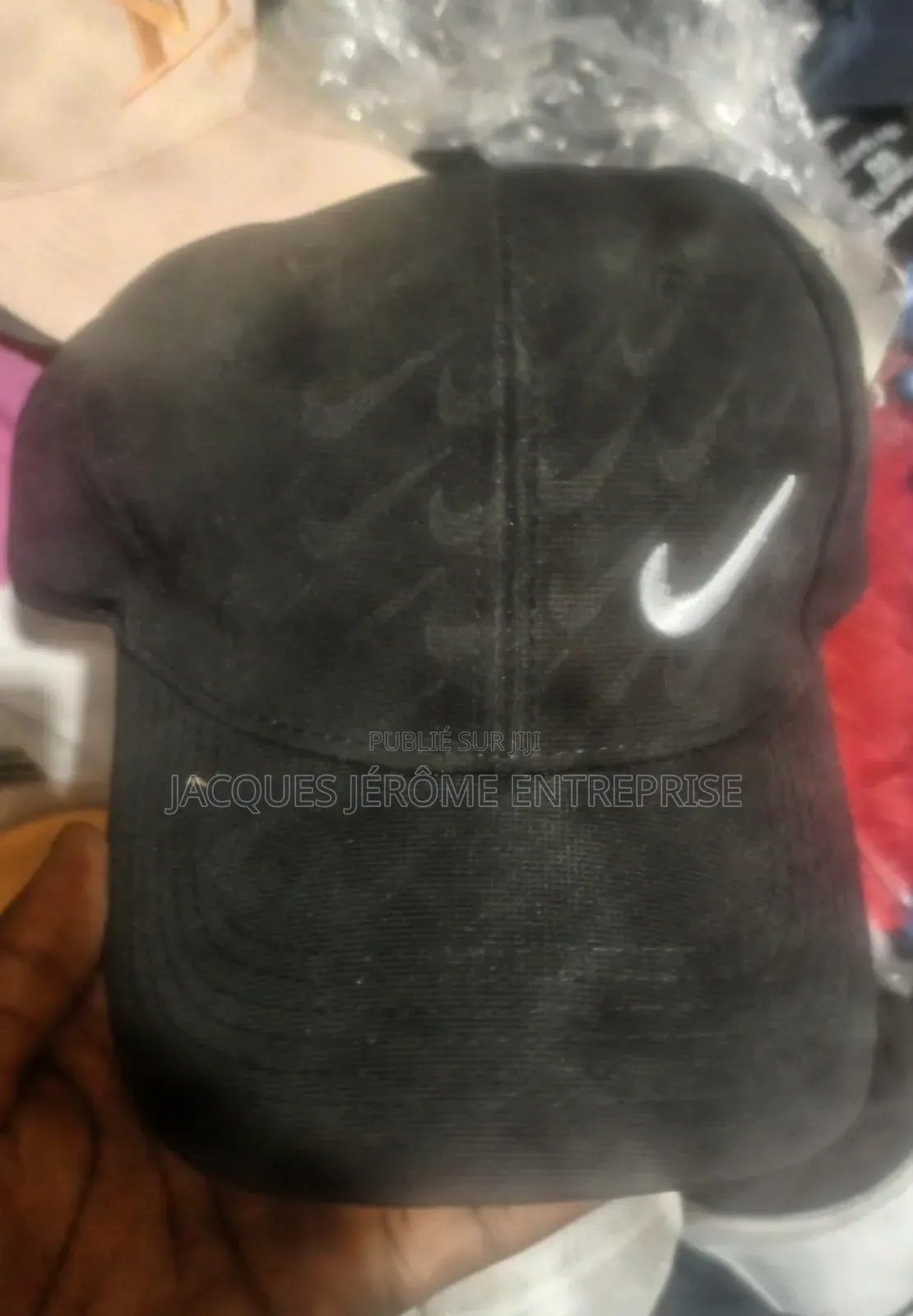 Casquettes Disponible