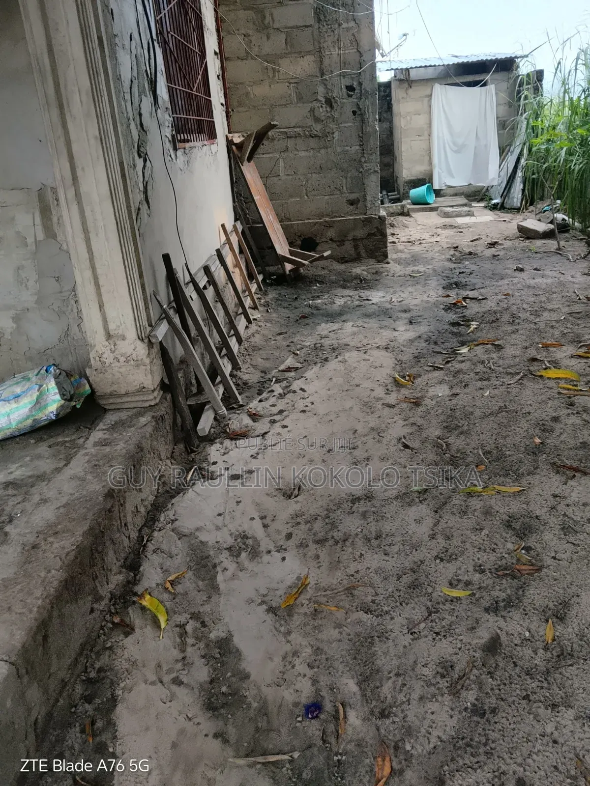 Parcelle À Vendre À Mayanga B52 Brazzaville