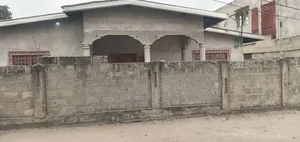 Parcelle À Vendre À Brazzaville