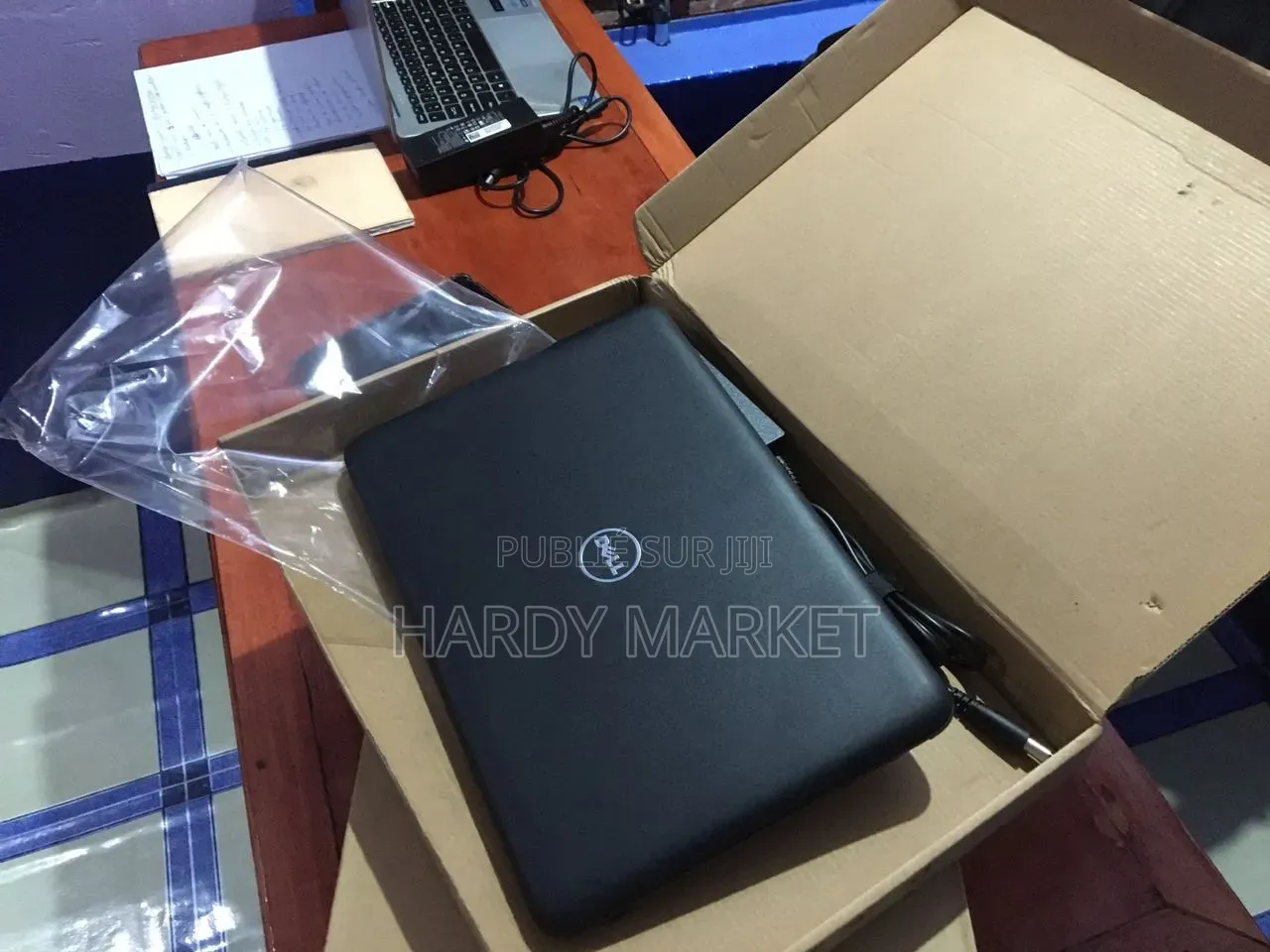 Nouveau Ordinateur portable Dell Autre 4GB Intel Celeron SSD 128GB