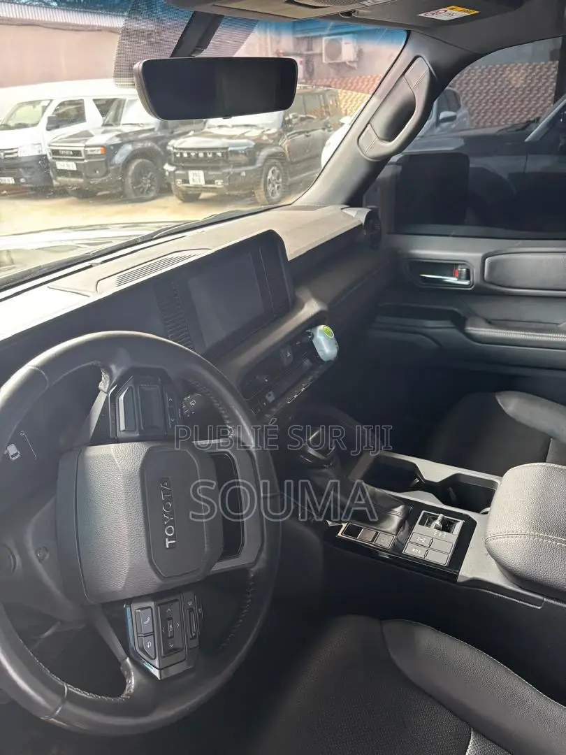 Toyota Land Cruiser Prado 2025 Noir
