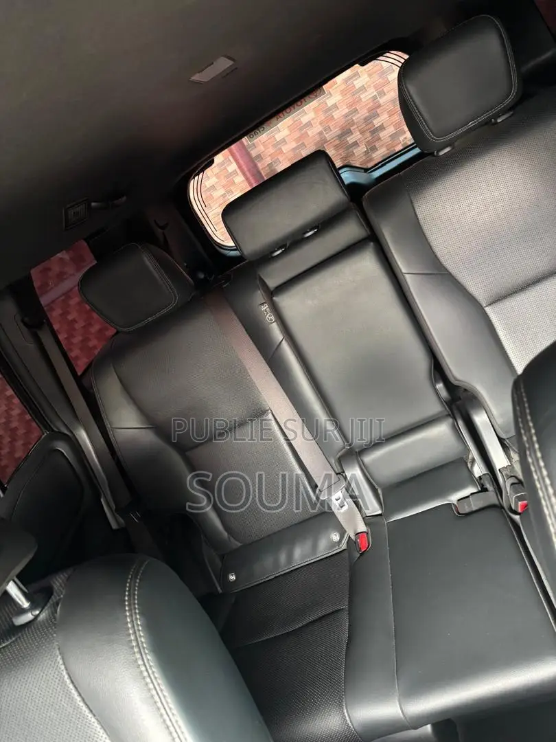 Toyota Land Cruiser Prado 2025 Noir