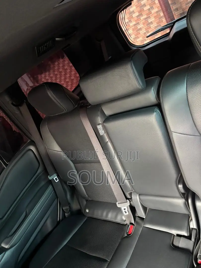 Toyota Land Cruiser Prado 2025 Noir