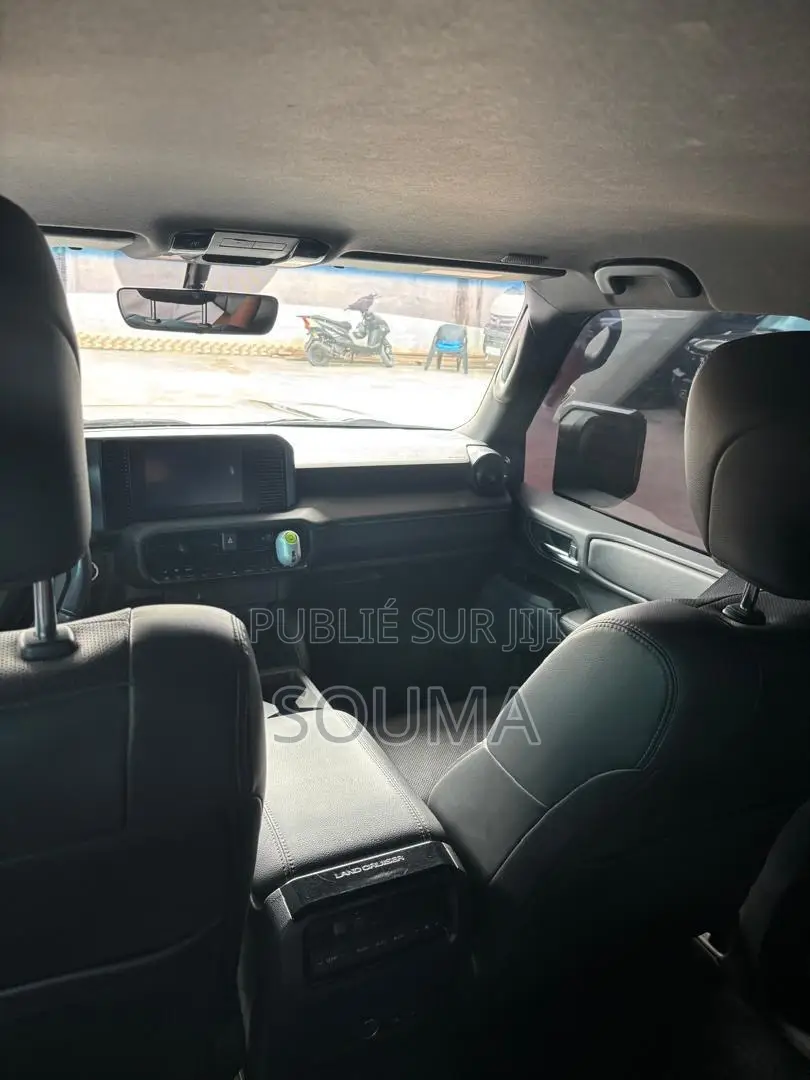 Toyota Land Cruiser Prado 2025 Noir