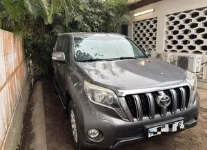 Toyota Land Cruiser Prado 2015 Noir Mat