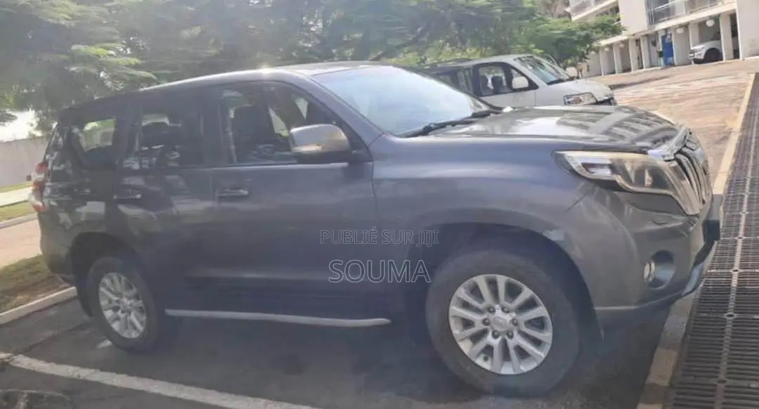 Toyota Land Cruiser Prado 2015 Noir Mat