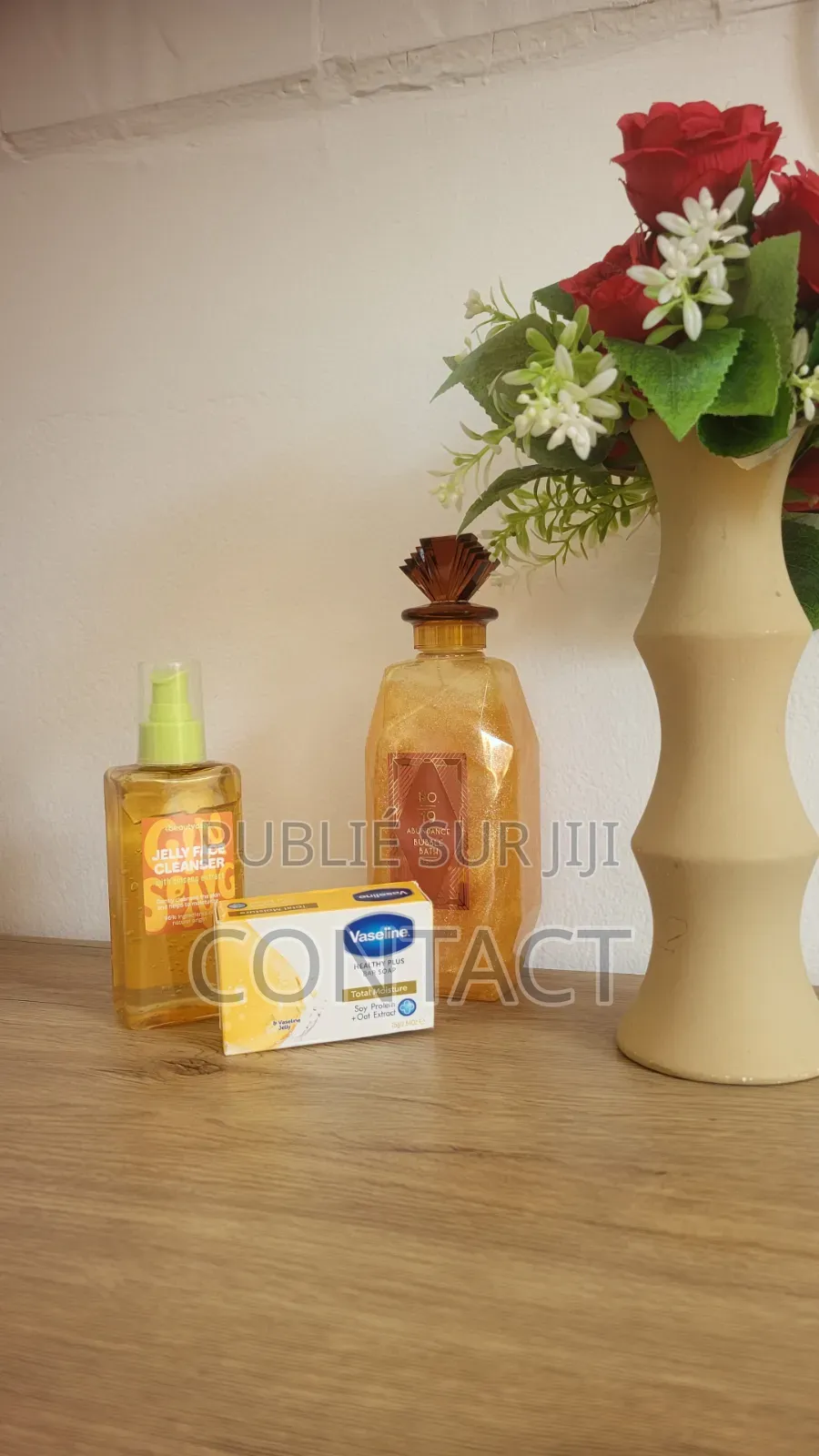 Mousse De Bain Savon Vaseline Et Gel Nettoyant Visage