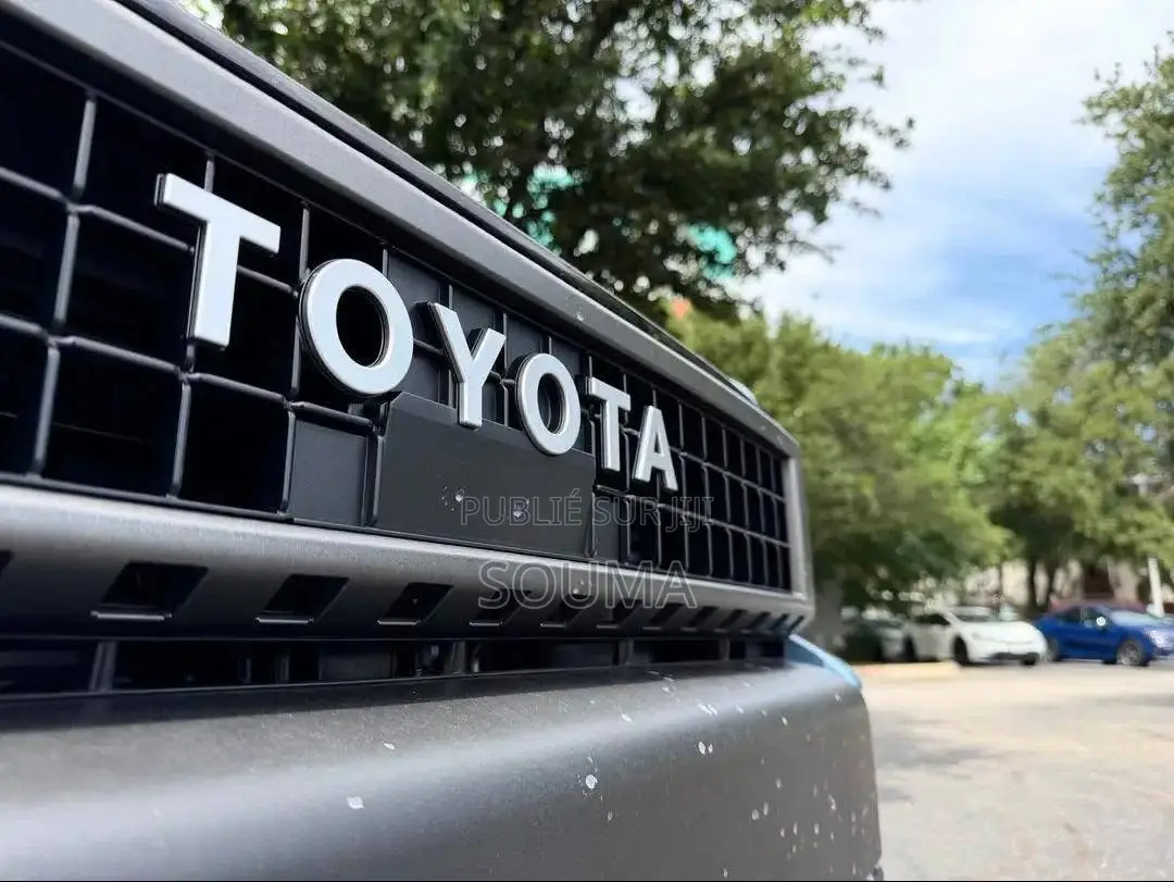 Toyota Land Cruiser Prado 2026 Bleu