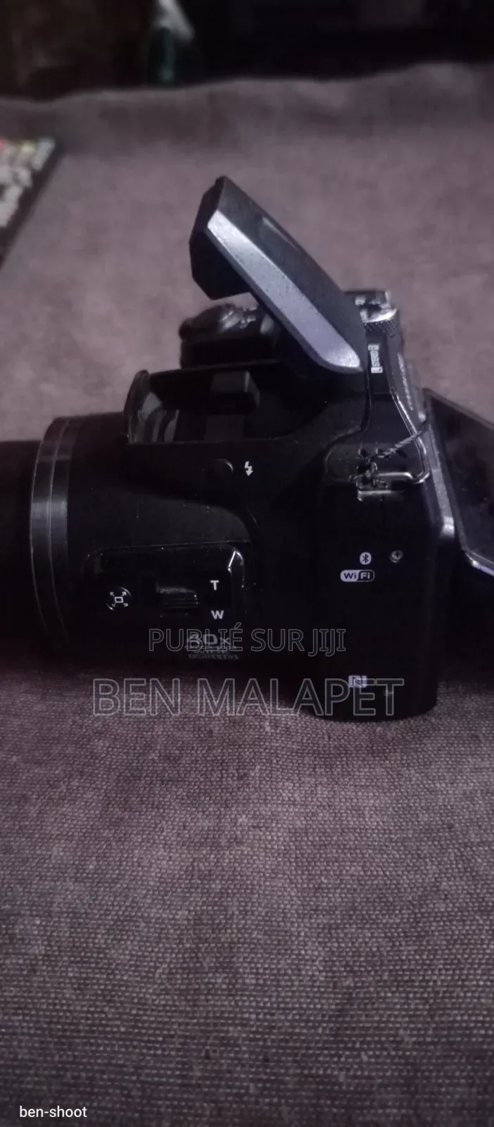 Un Appareil Photo Numérique, Marque Nikon Coolpix B500