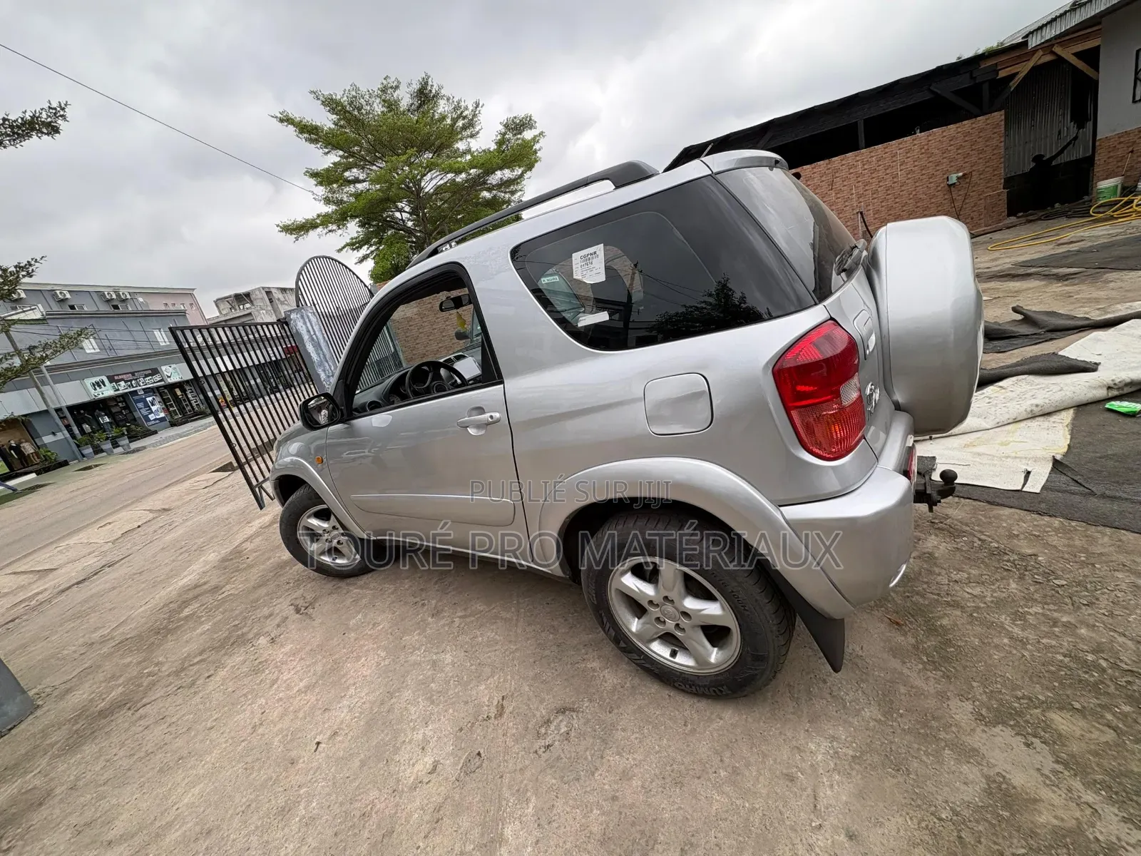 Toyota RAV4 2005 Beige