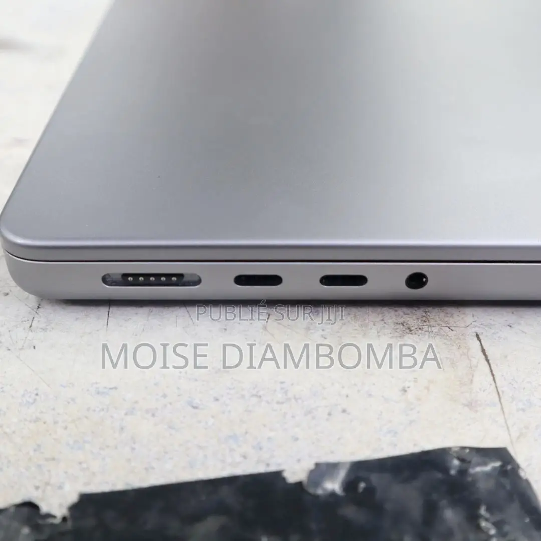 Apple MacBook Pro 2023 M3 14-inch 16GB Apple M3 SSD 1T