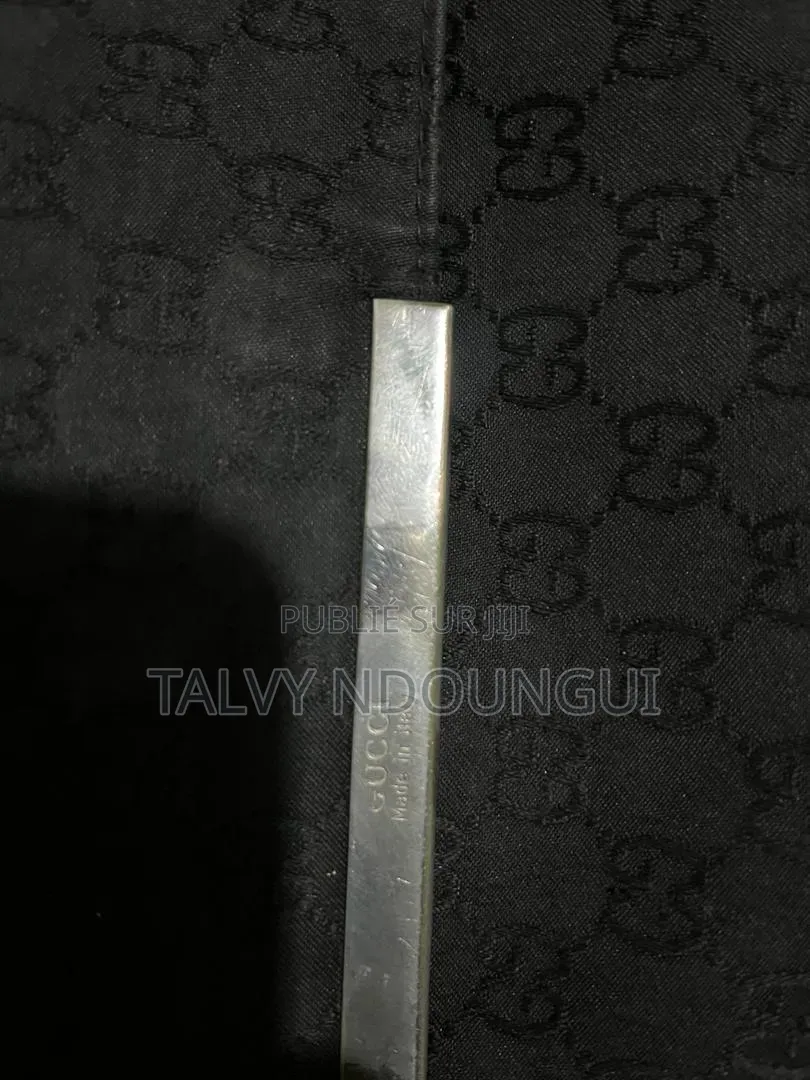 Sacoche Gucci Noire en Toile Monogrammée