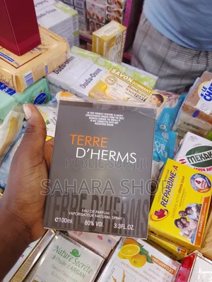 Parfum De Qualité