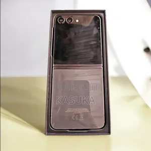 Nouveau Samsung Galaxy Z Flip 5 256 GB Noir